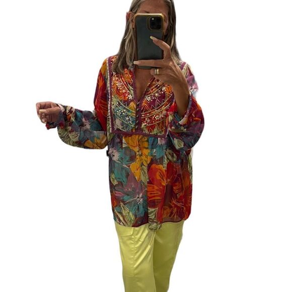 Lane Bryant Semi Sheer Floral Sequins Long Sleeve Top.Size 26/28 - Picture 2 of 14